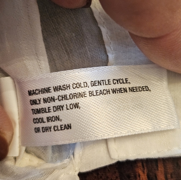 GAP White Semi Sheer Short Sleeve Button Down Ruffle Front Blouse M NWT - Picture 13 of 13